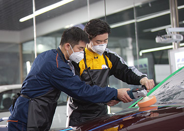 甘肃待业青年学贴膜大师班