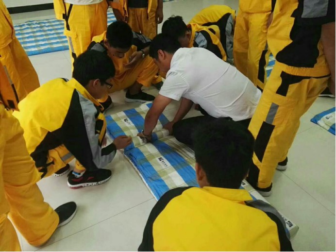 甘肃万通新生见面会