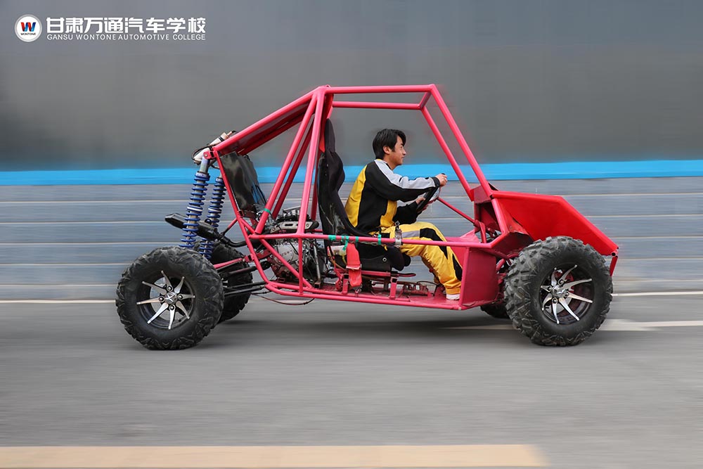 巴哈车体验