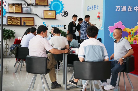 2020年甘肃省内中专技校怎么选择