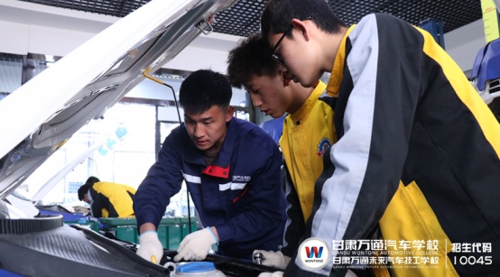 甘肃万通提醒：汽车内饰消毒慎用酒精，小心毁了车