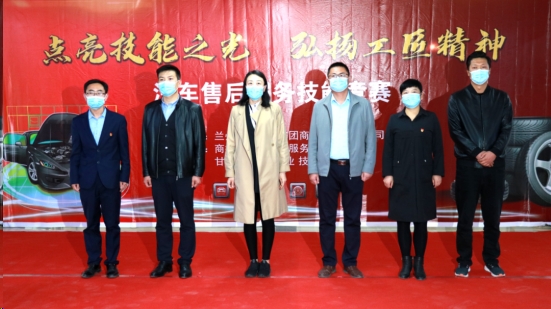 校企携手开展技能大赛，深化合作加固就业模式