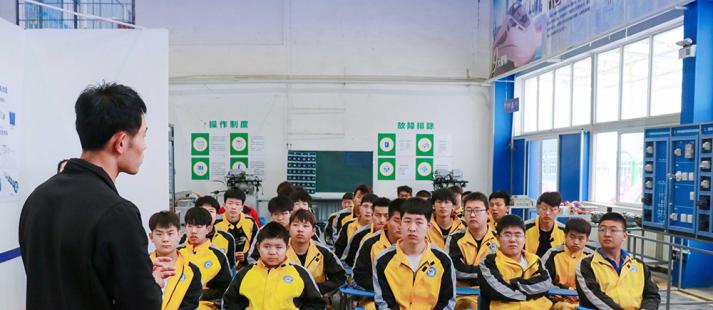 兰州金岛汽车走进甘肃万通举行专场招聘会