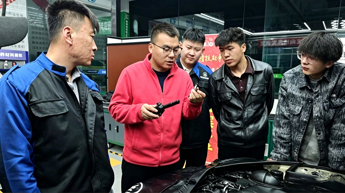 甘肃万通龙虎榜技能争霸赛 | 汽车电器项目成功举办